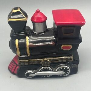 Train Engine Trinket Box Red Black with Miniature‎ Train Inside D&N, E&I